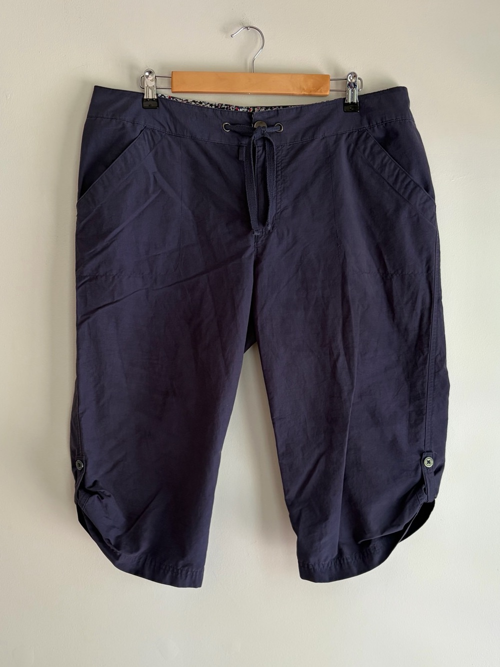 Columbia Women's Navy Blue Cropped Roll Cuff Pants Size 14 - Picture 7 of 9